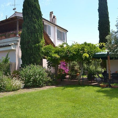 Hostal Casale Ai Poggi Orbetello Exterior foto