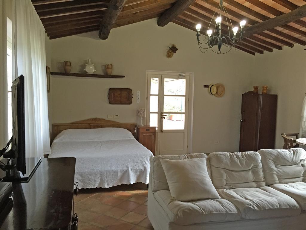 Hostal Casale Ai Poggi Orbetello Exterior foto