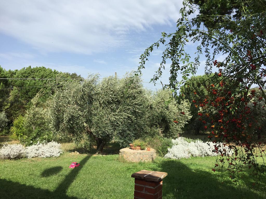 Hostal Casale Ai Poggi Orbetello Exterior foto